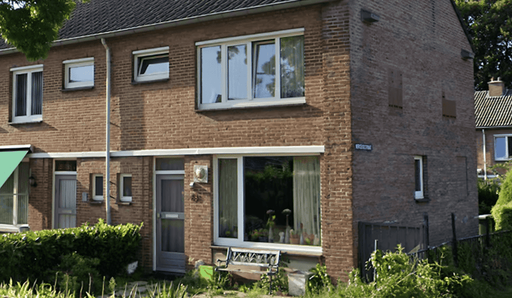 Hoekwoning met tuin en drie slaapkamers
