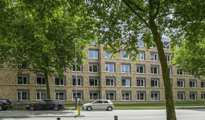 Gemeubileerde en gestoffeerde studio met eigen keuken
