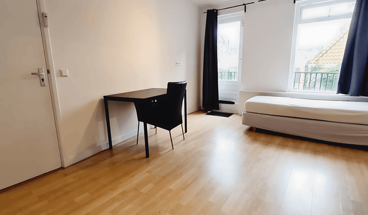 Kamer met privékeuken in Hoge Zand, Den Haag