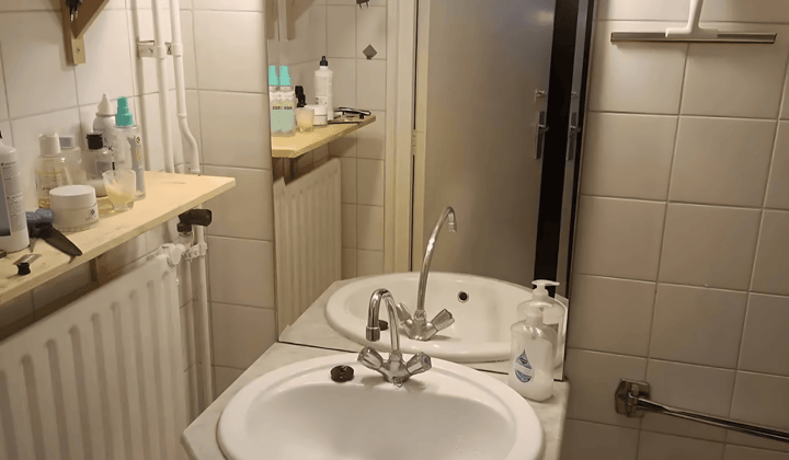 Kamer in Tilburg met balkon en vaste lasten