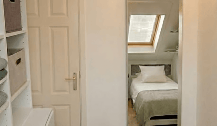 Kamer | m² | €650,-