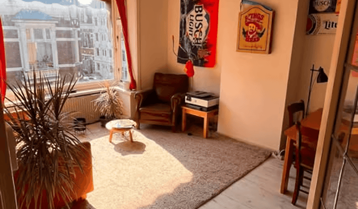 Kamer · 15 m² · €600,-