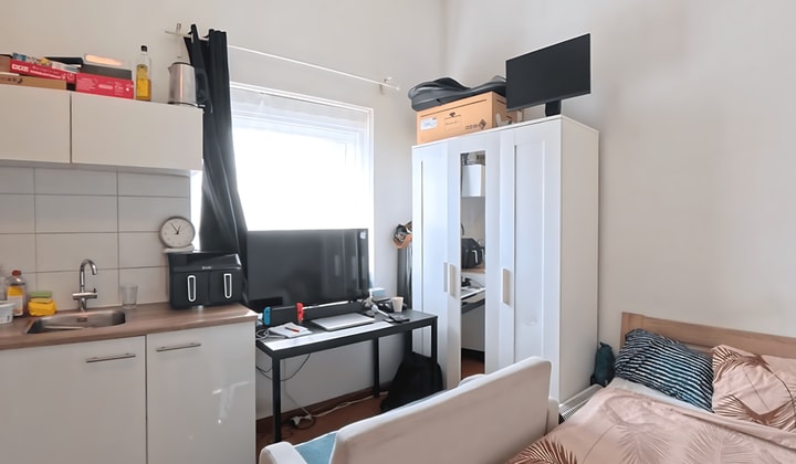 Studio | 30m² | Eendrachtstraat | €1350,-