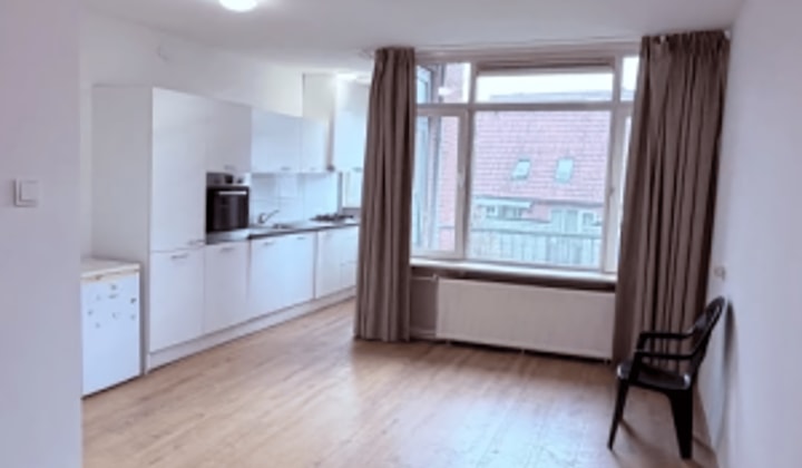 Huis | 95m² | Vlaardingerdijk | €1590,-