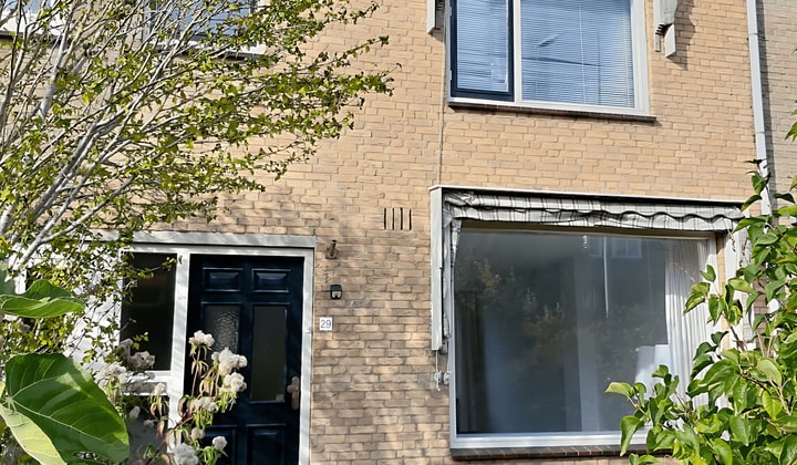 Huis | 103m² | €1950,-