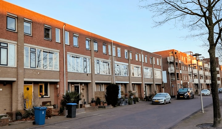 Huis | 110m² | Kanaal Noord | €2000,-