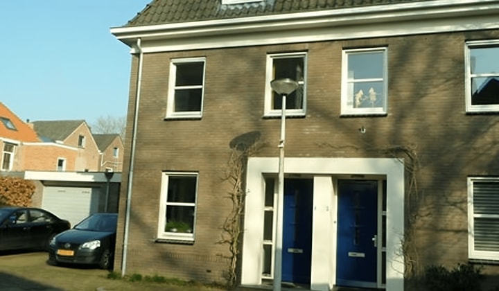 Huis | 100m² | Herenstraat | €2300,-