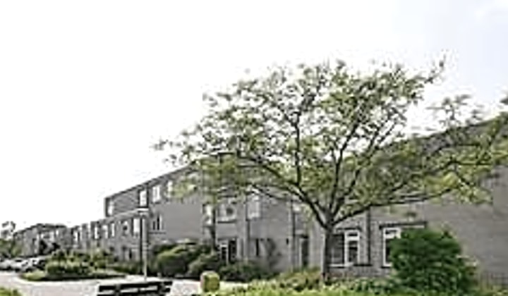 Huis | 121m² | Saturnusgeel | €1629,-