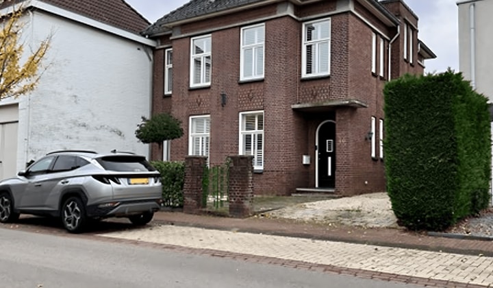 Huis | 238m² | €2750,-