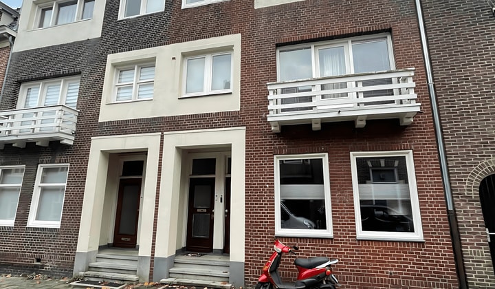 Studio | 40m² | Schoolstraat | €596,-