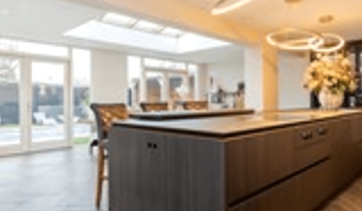 Huis | 280m² | €6500,-