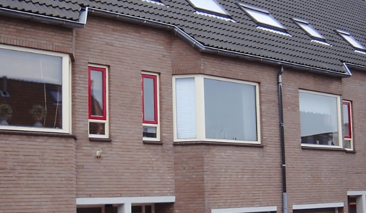 Huis | m² | €1870,-