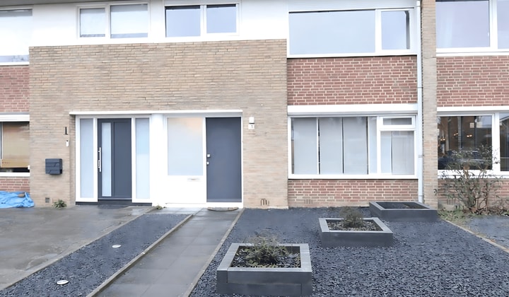 Huis | 109m² | Planetenlaan | €2050,-