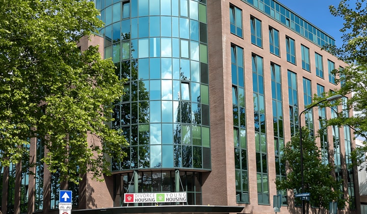 Kamer | m² | €732,-