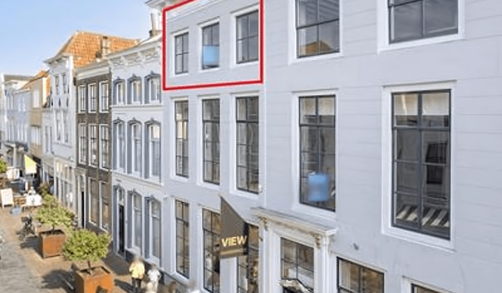 Huis | m² | €1395,-