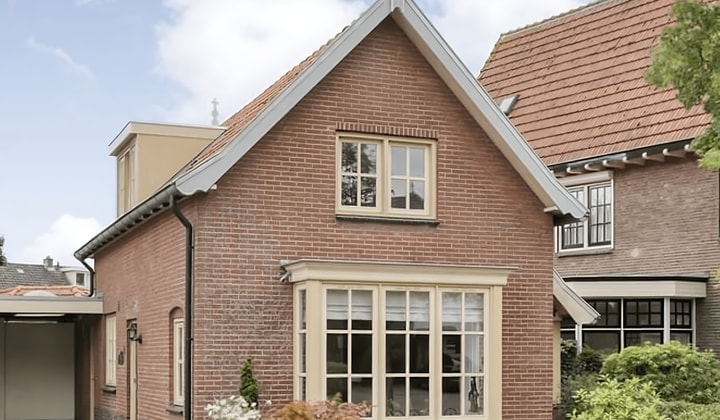 Huis | 139m² | Dorpsstraat | €1475,-