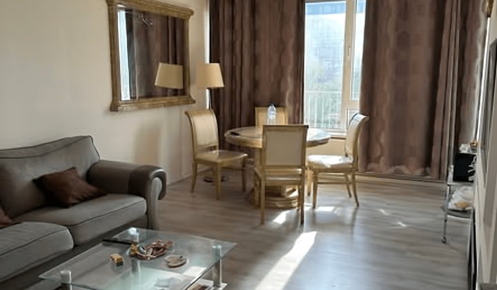 Kamer | m² | €550,-