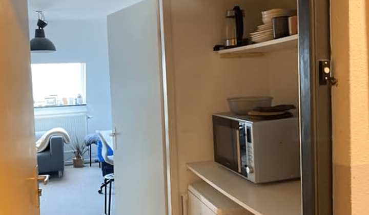 Kamer | m² | €409,-