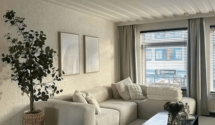 Studio | m² | €800,-