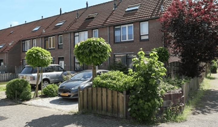 Kamer | 79m² | €1230,-