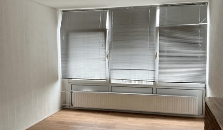 Appartement | 64m² | Mgr. Feronstraat | €1025,-