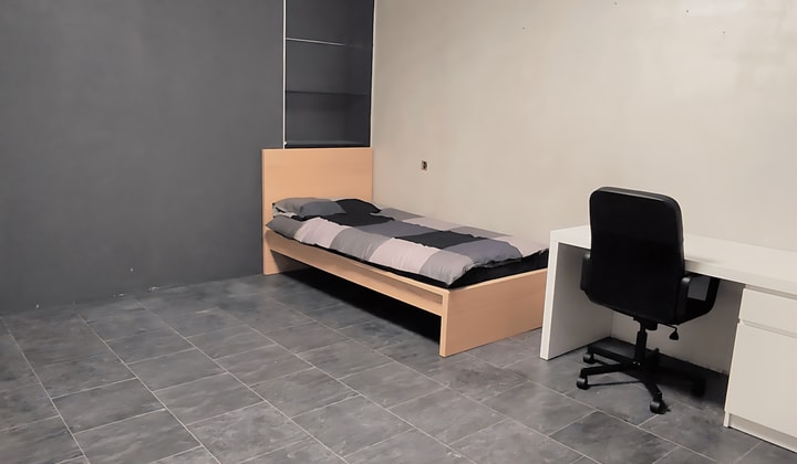 Kamer | 18m² | Wilgenhoek | €999,-