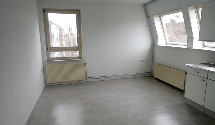 Appartement | 31m² | Burg.Savelberglaan | €205,-