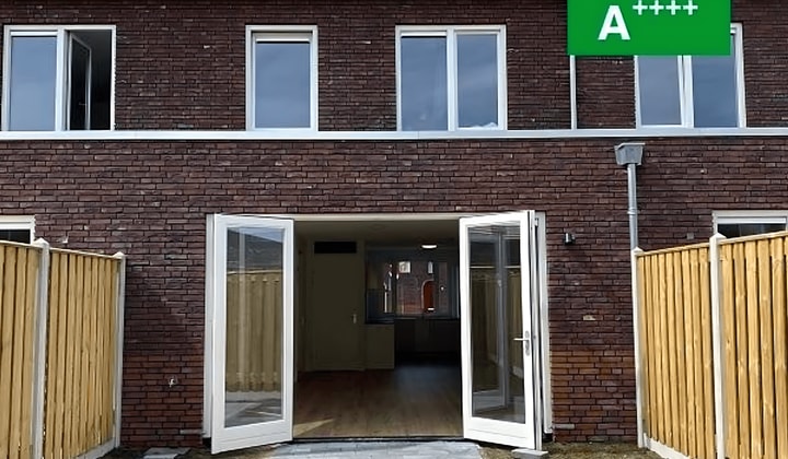Huis | 139m² | €2195,-