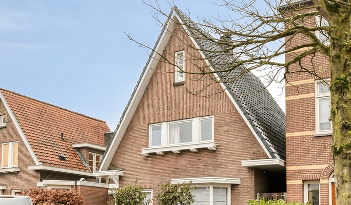 Huis | 147m² | €2750,-