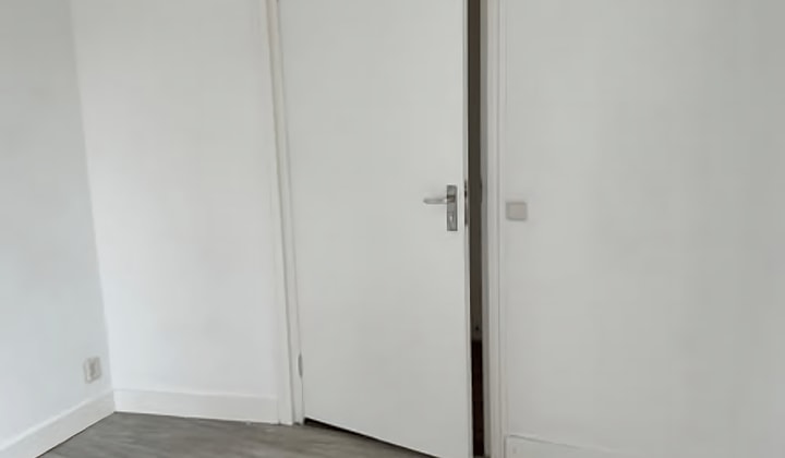 Kamer | 14m² | €535,-