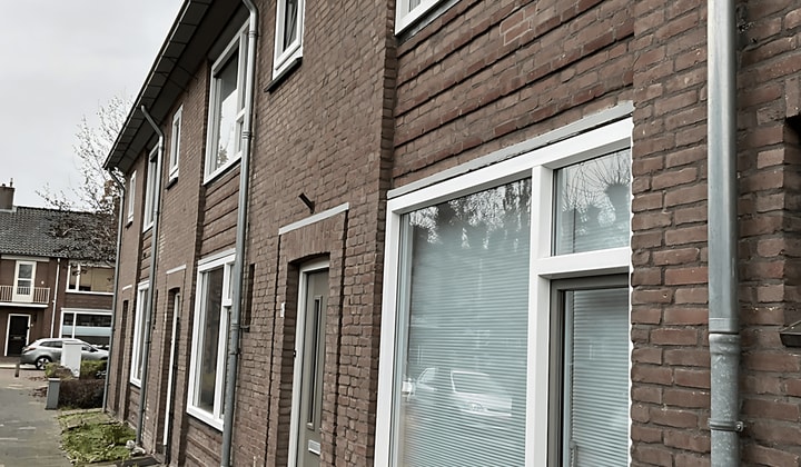 Huis | 111m² | Jan Smekenstraat | €713,-