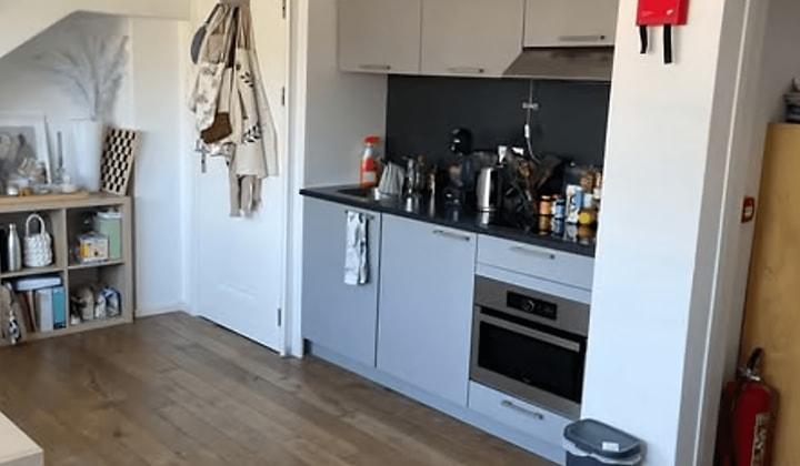 Studio | m² | €700,-