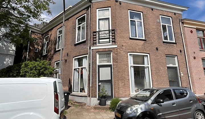 Kamer | 19m² | Oranjestraat | €750,-