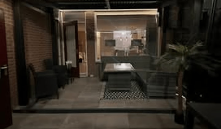 Huis | m² | €1100,-