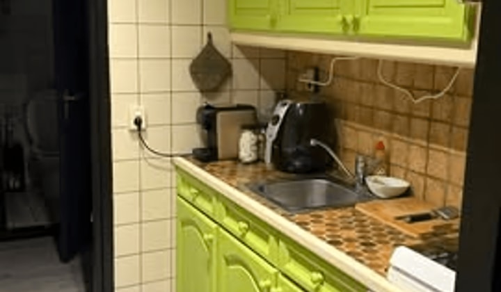 Studio | m² | €910,-