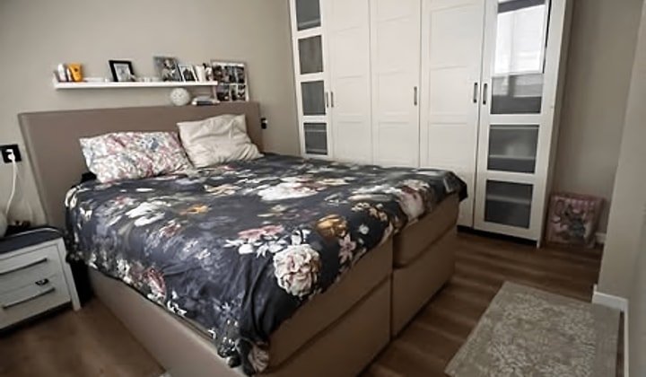 Kamer | m² | €730,-