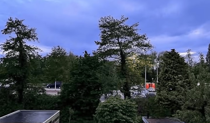 Huis | m² | €695,-