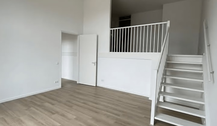 Huis | m² | €1032,-