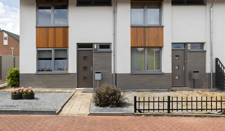 Huis | 71m² | Eglantierstraat | €932,-