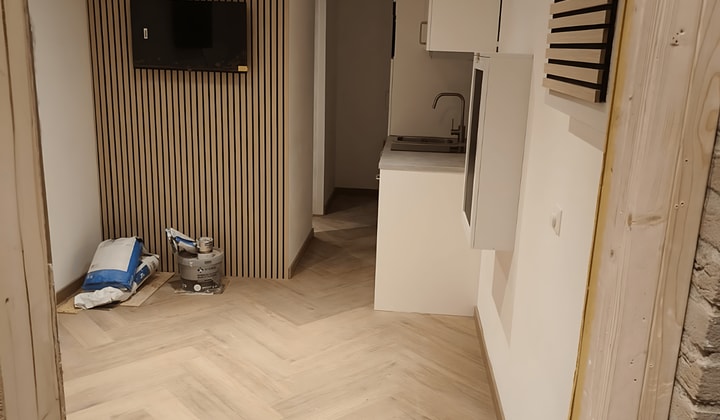 Studio | 21m² | Beursjeskruidstraat | €1150,-