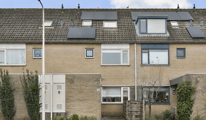 Huis | 117m² | Middenmolenlaan | €465,-