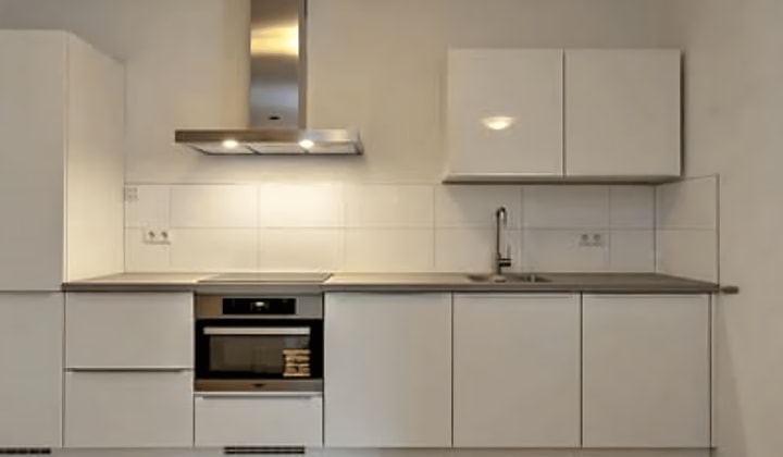 Huis | m² | €990,-