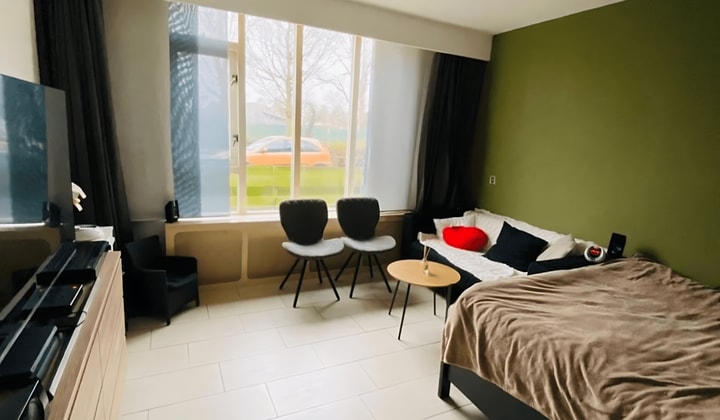 Kamer | 19m² | €765,-