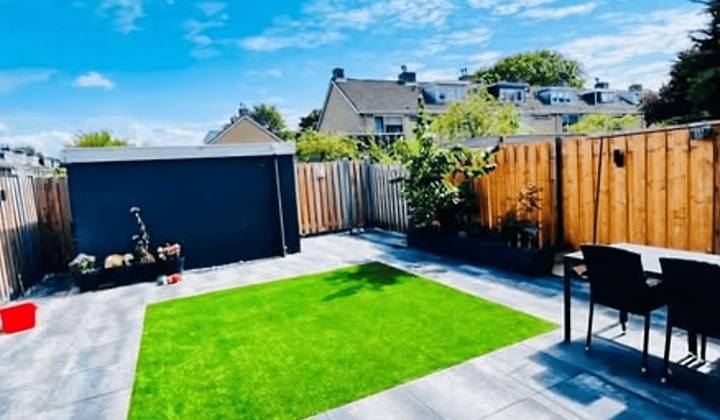 Huis | m² | €2025,-