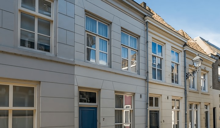 Huis | 90m² | €1700,-