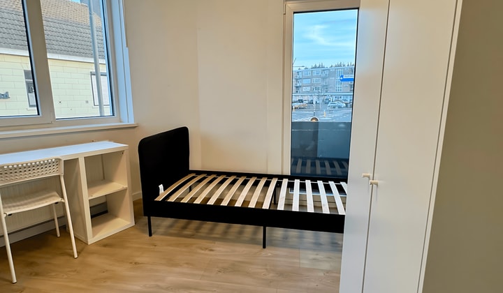 Kamer | 11m² | Heerlenseweg | €438,-