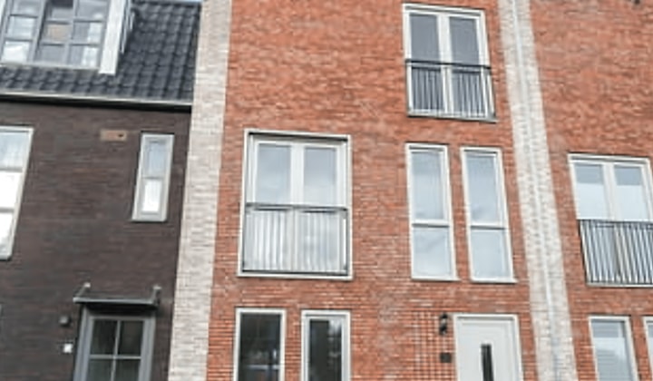 Huis | 147m² | €1625,-