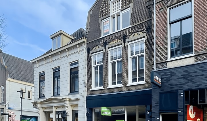 Appartement | 82m² | Hoogstraat | €1950,-