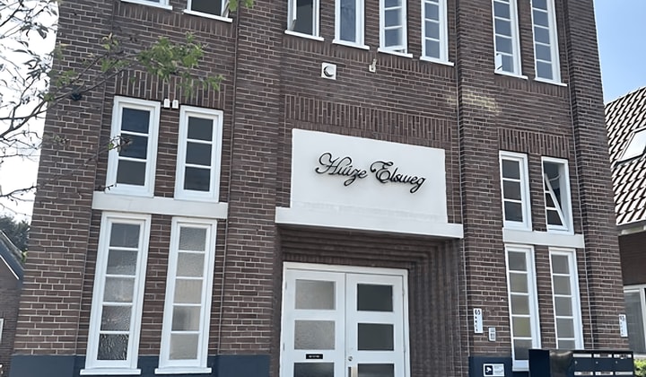 Kamer | 18m² | €852,-