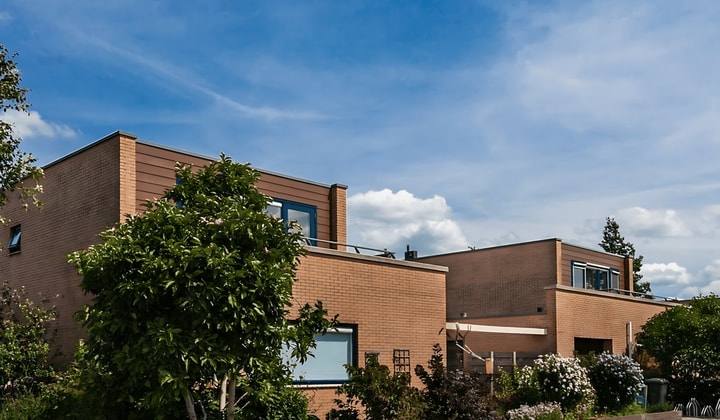 Huis | 141m² | Zeilmakerstraat | €1435,-